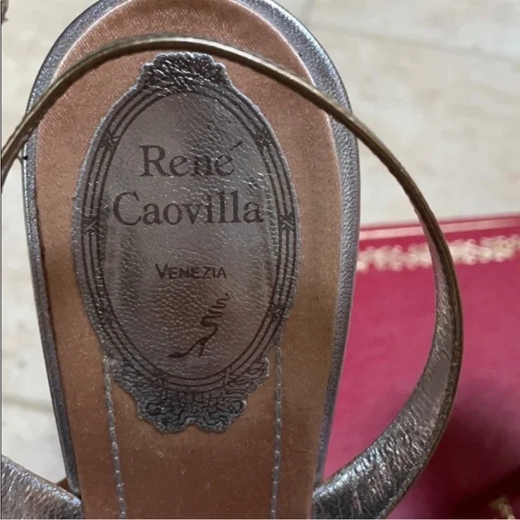 😍 Gorgeous dazzled Gold/Silver Rene Caovilla Sandals - Picture 3 of 16